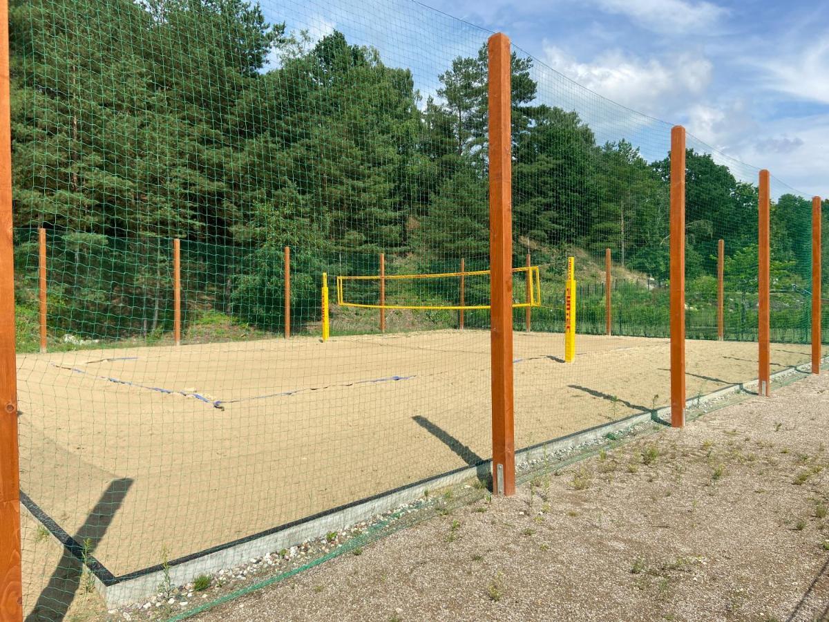 Feriendomizil Im Luftkurort - Ferienhaus-Sauna-See-Onsenbad Krakow am See Luaran gambar